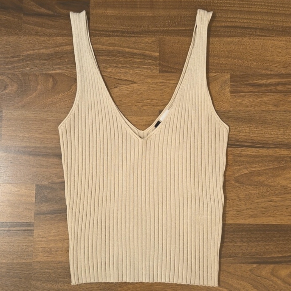 H&M knit tank crop top - XS